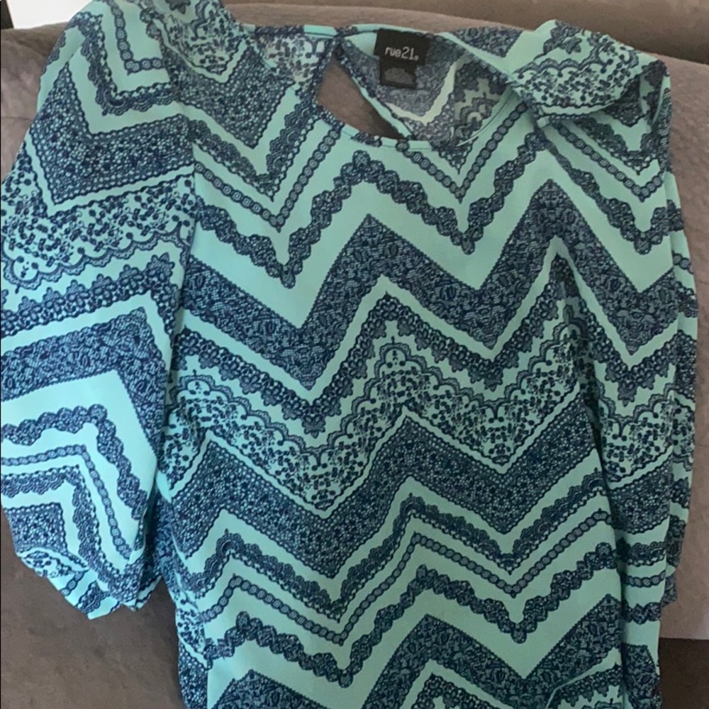 Blue / greenish dress